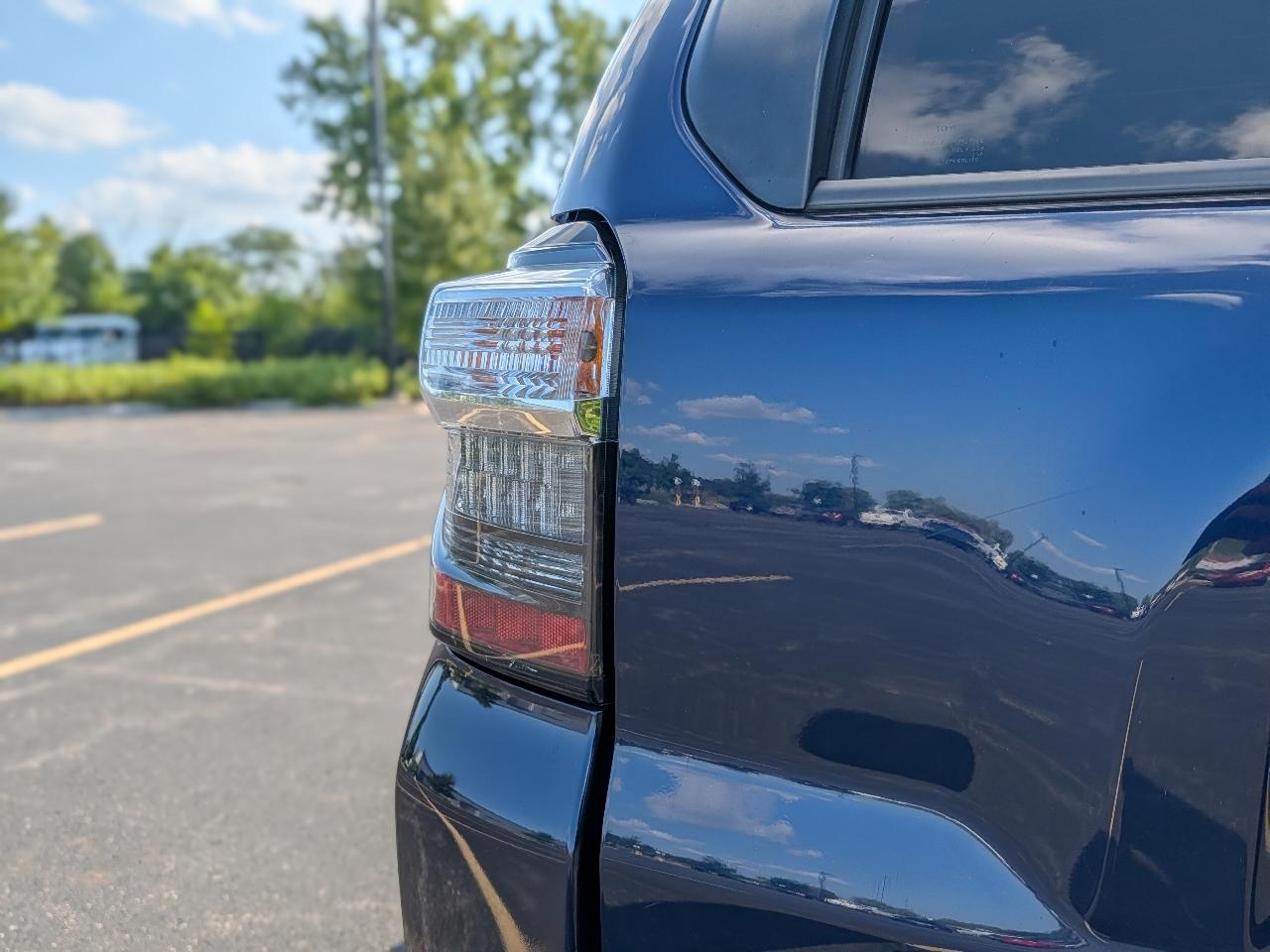 Toyota 4Runner SR5 4WD 2019