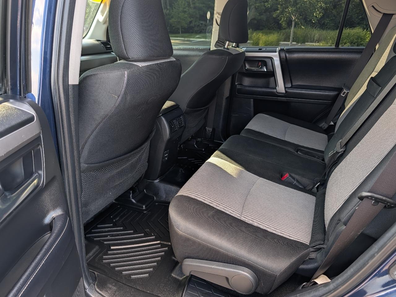 Toyota 4Runner SR5 4WD 2019