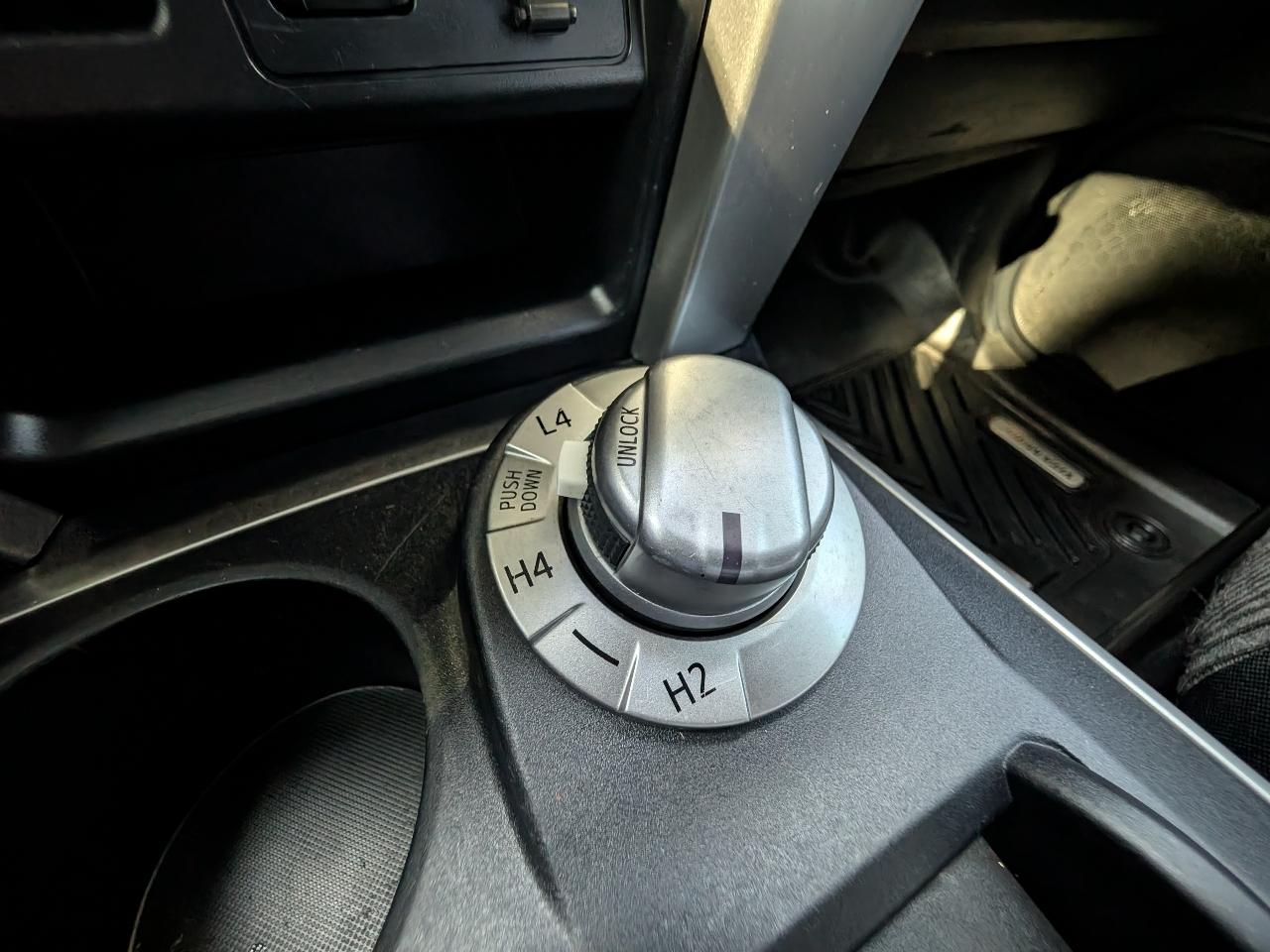 Toyota 4Runner SR5 4WD 2019
