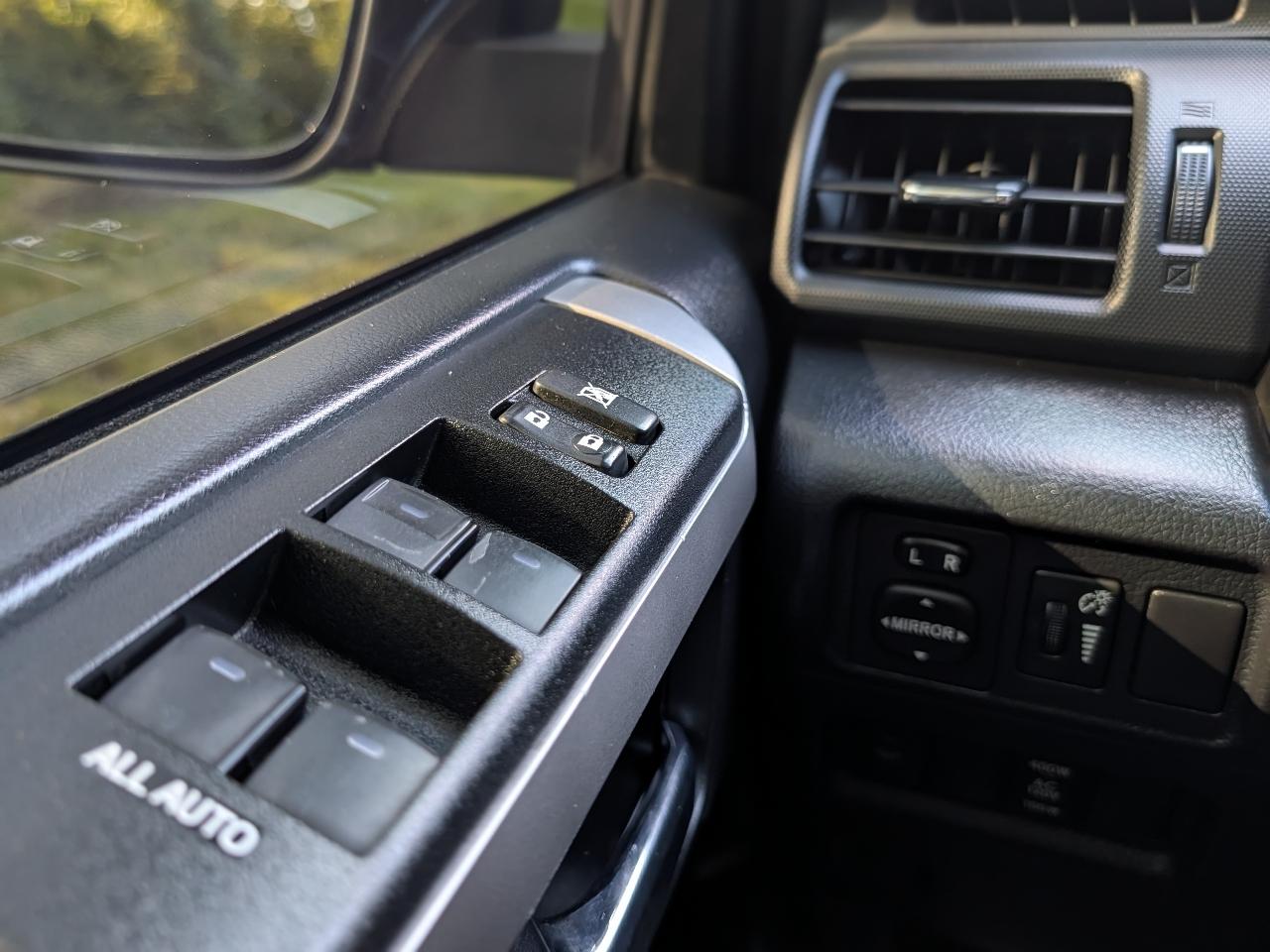 Toyota 4Runner SR5 4WD 2019