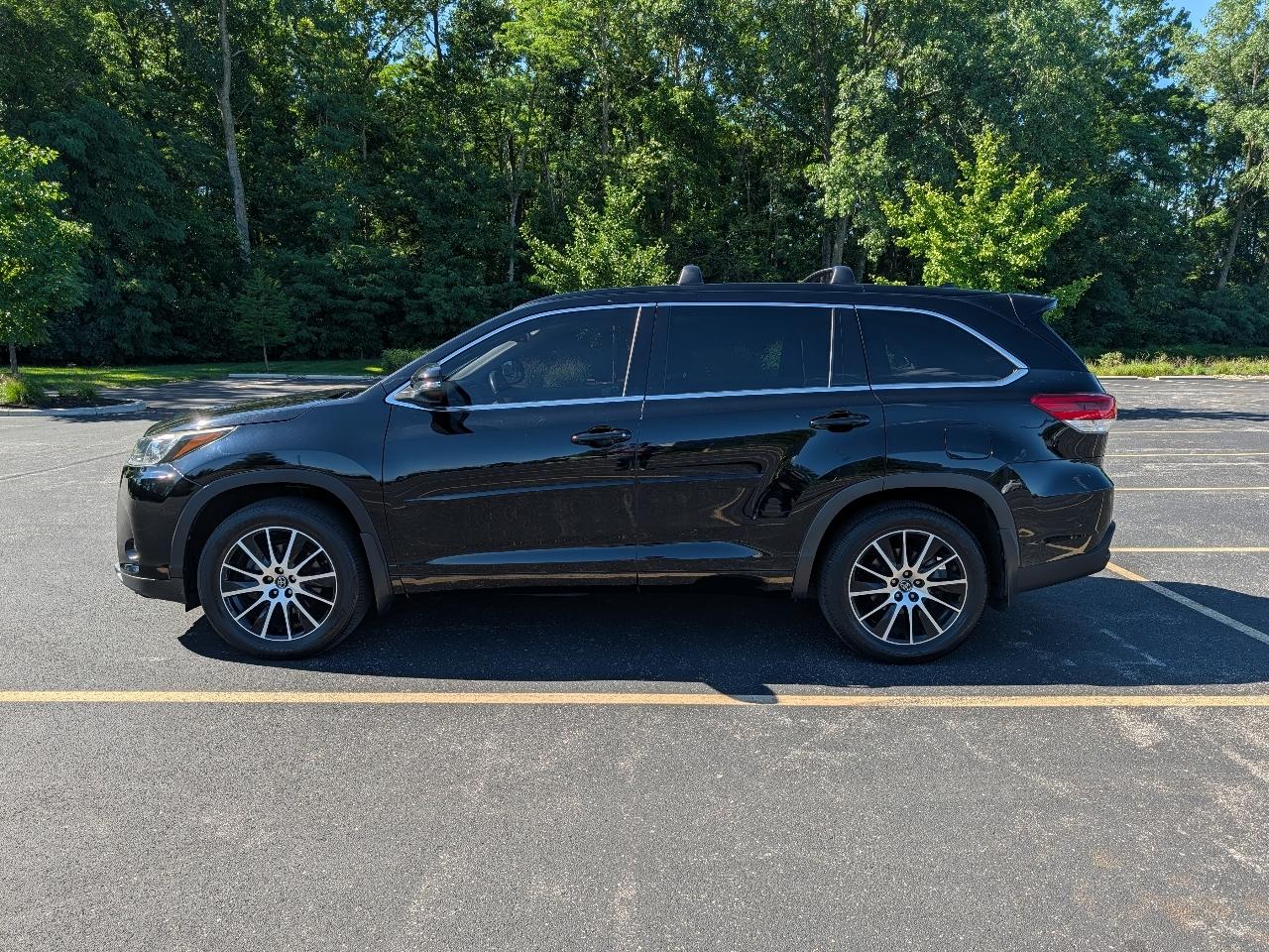 Toyota Highlander XLE AWD V6 2017