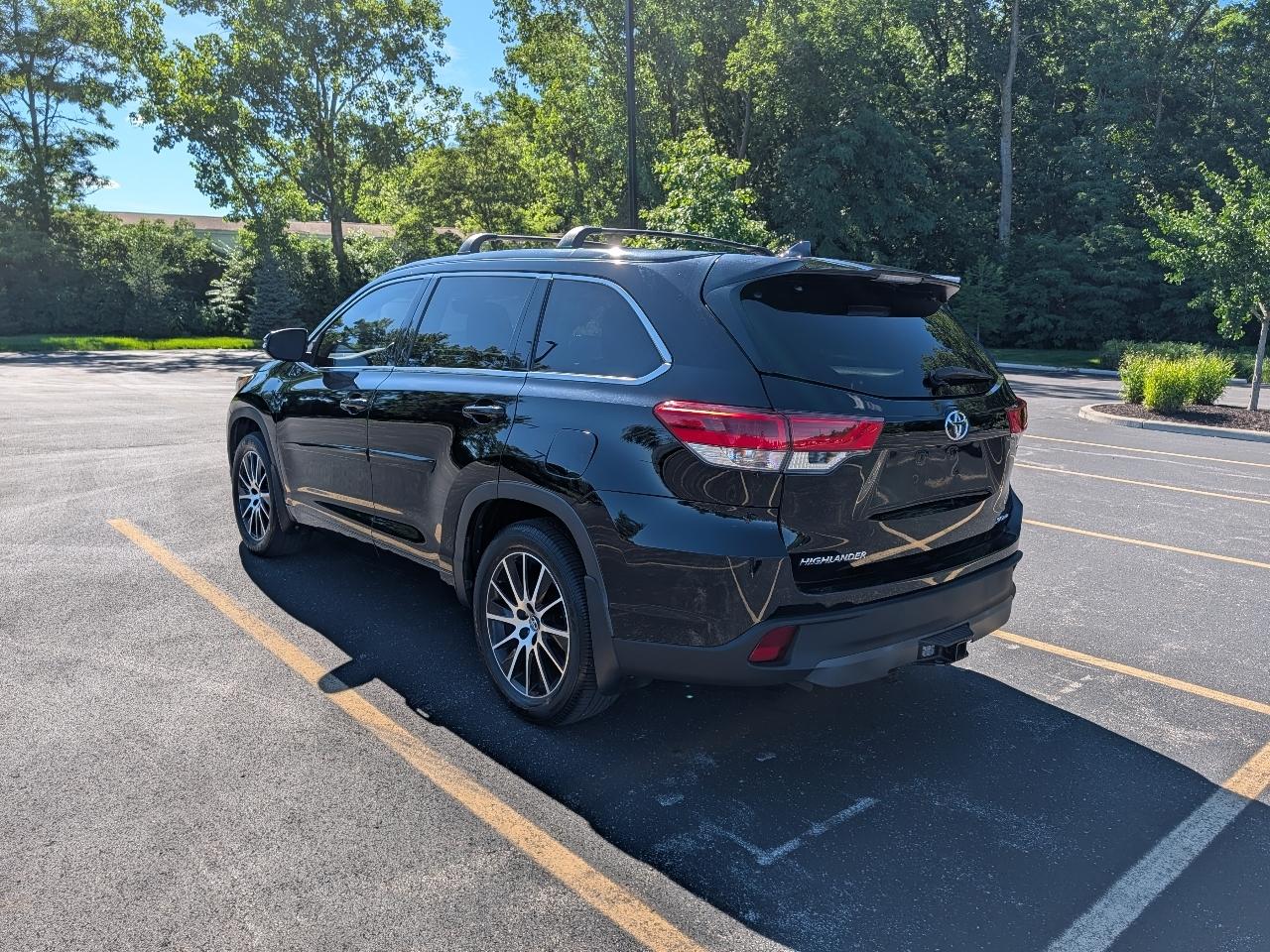 Toyota Highlander XLE AWD V6 2017