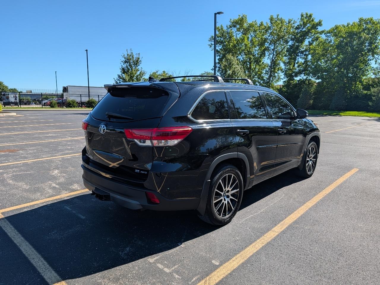 Toyota Highlander XLE AWD V6 2017