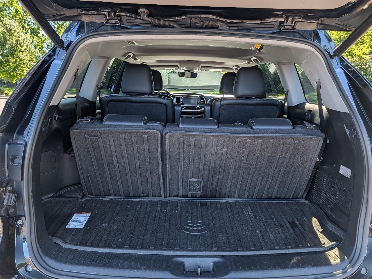 Toyota Highlander XLE AWD V6 2017