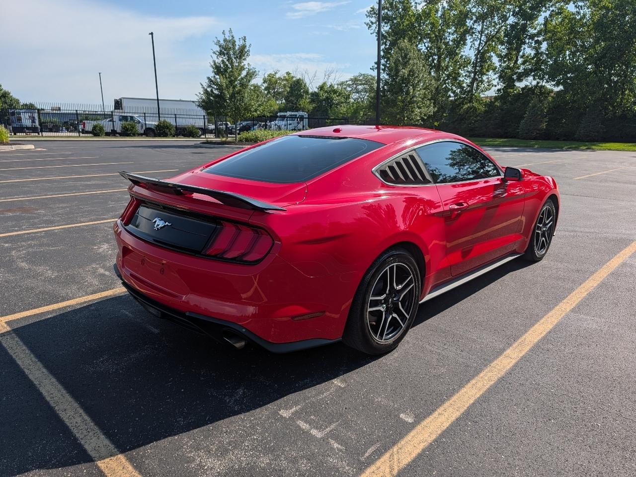 Ford Mustang EcoBoost Coupe 2019