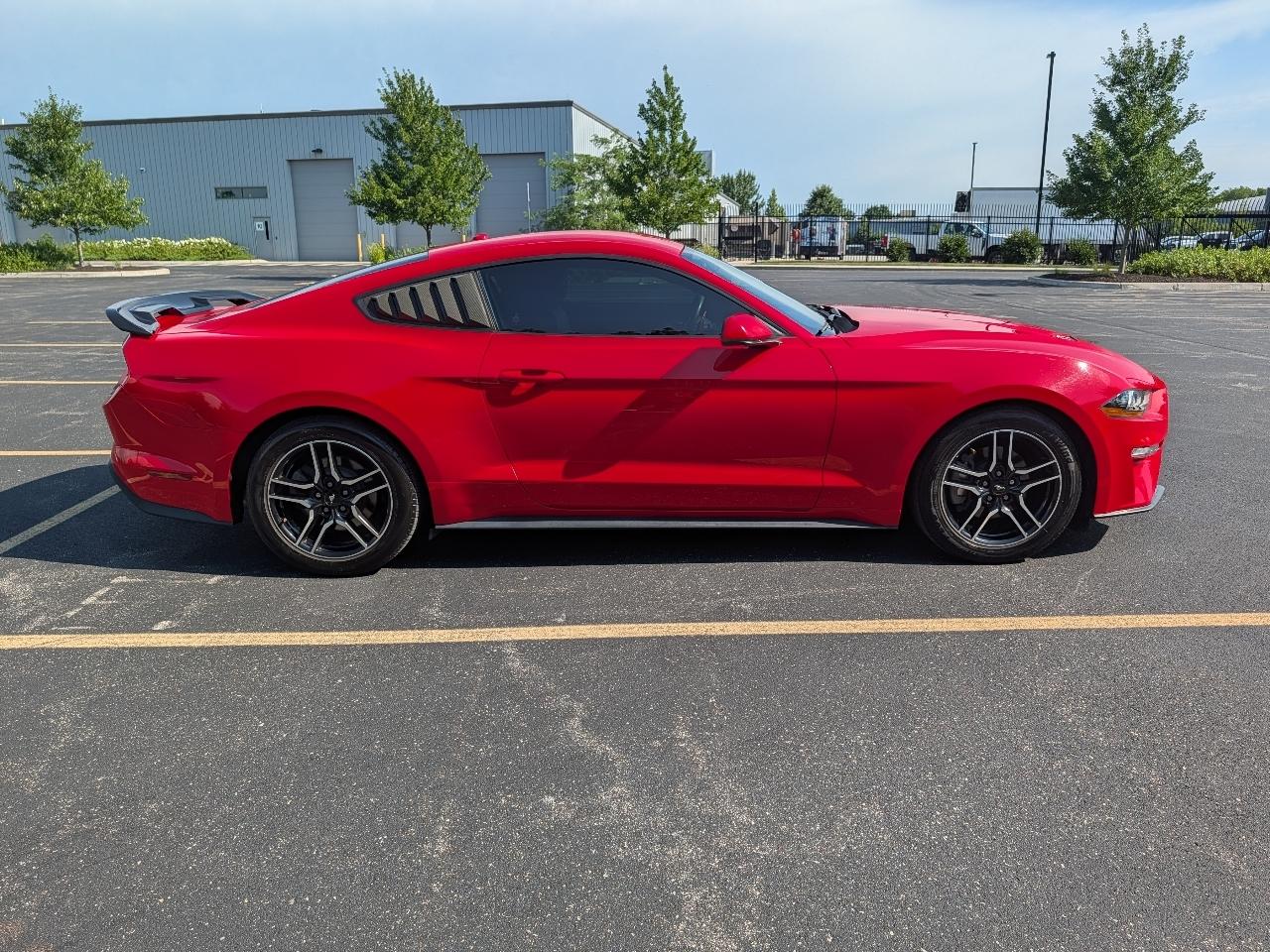 Ford Mustang EcoBoost Coupe 2019