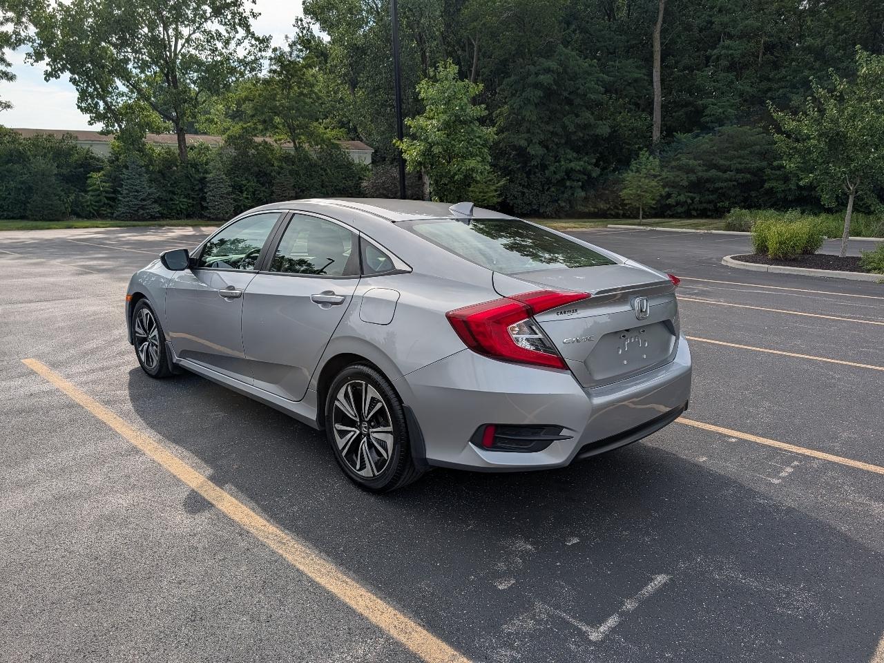 Honda Civic EX-TL Sedan CVT 2018