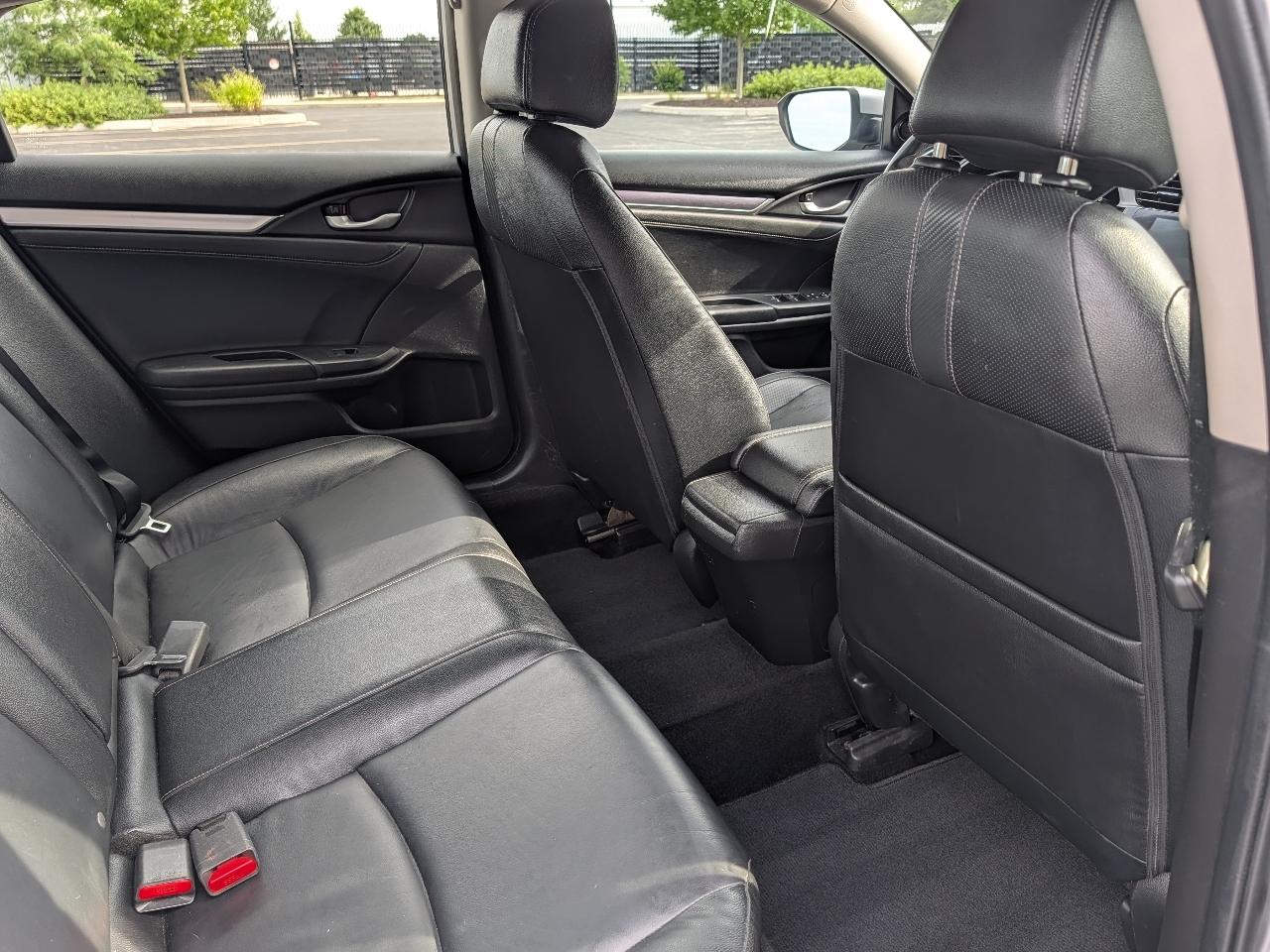 Honda Civic EX-TL Sedan CVT 2018