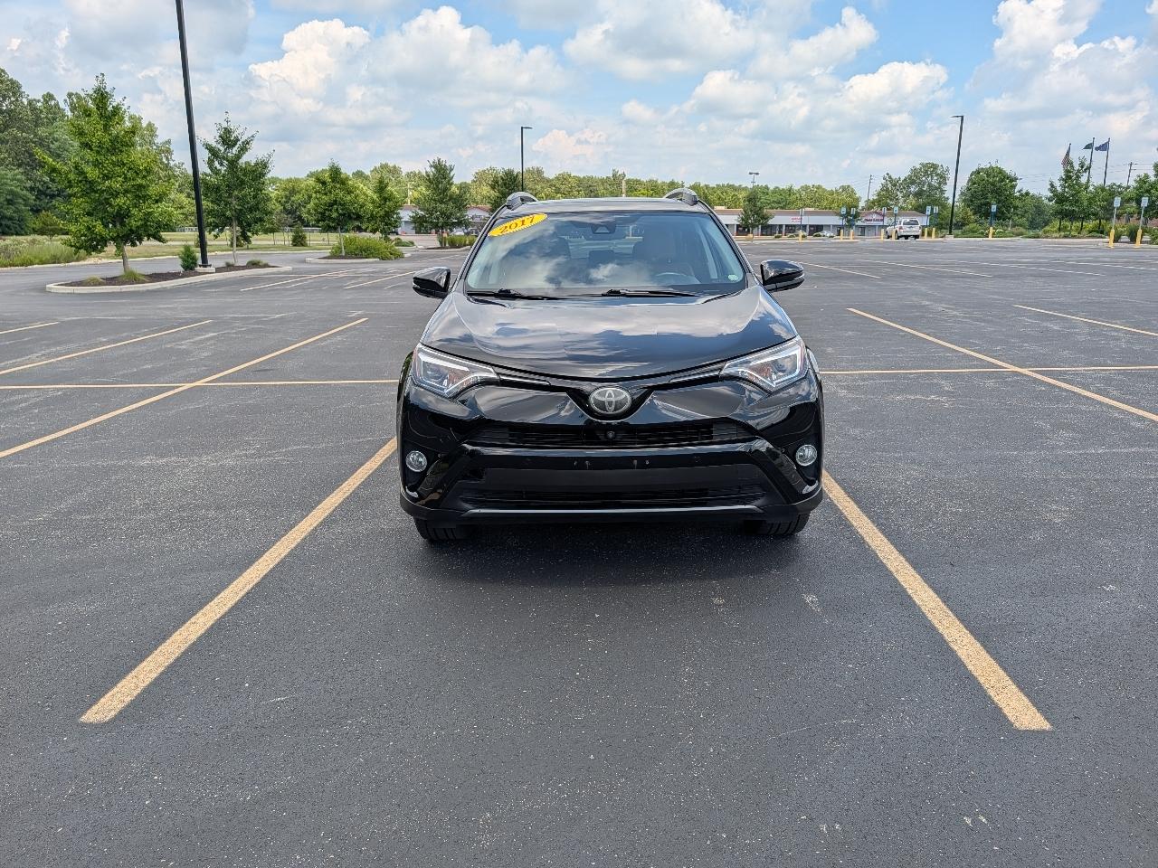 Toyota RAV4 Limited AWD 2017