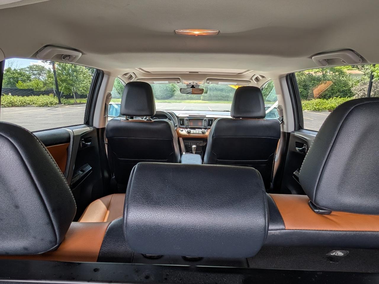 Toyota RAV4 Limited AWD 2017