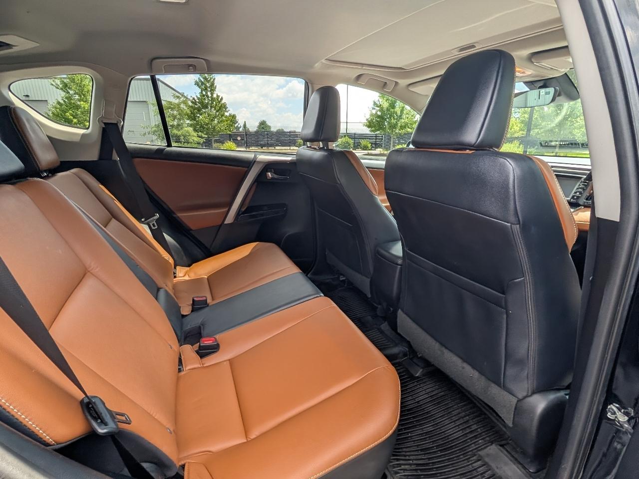 Toyota RAV4 Limited AWD 2017