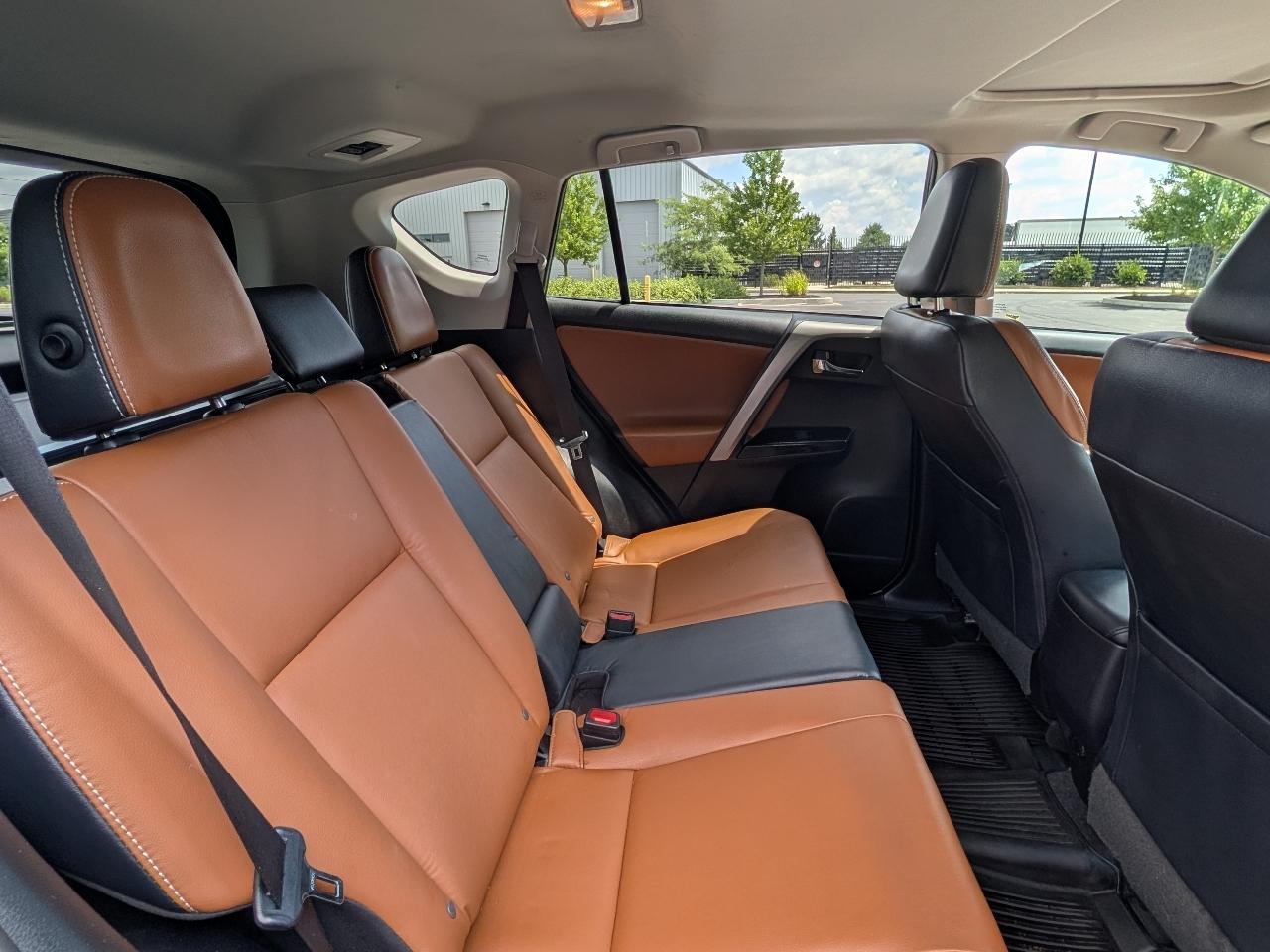 Toyota RAV4 Limited AWD 2017