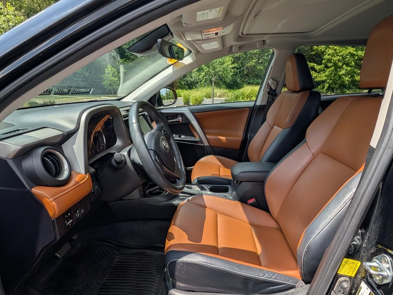 Toyota RAV4 Limited AWD 2017