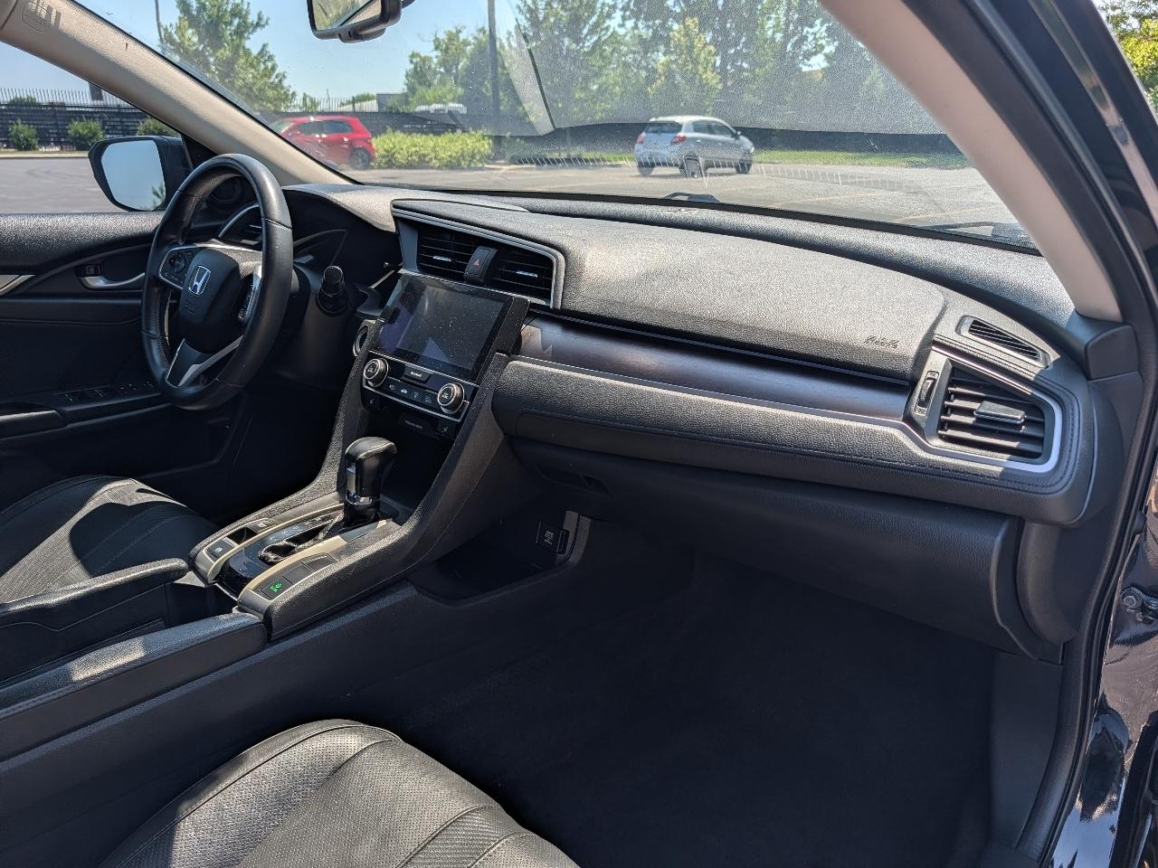 Honda Civic EX-TL Sedan CVT 2017
