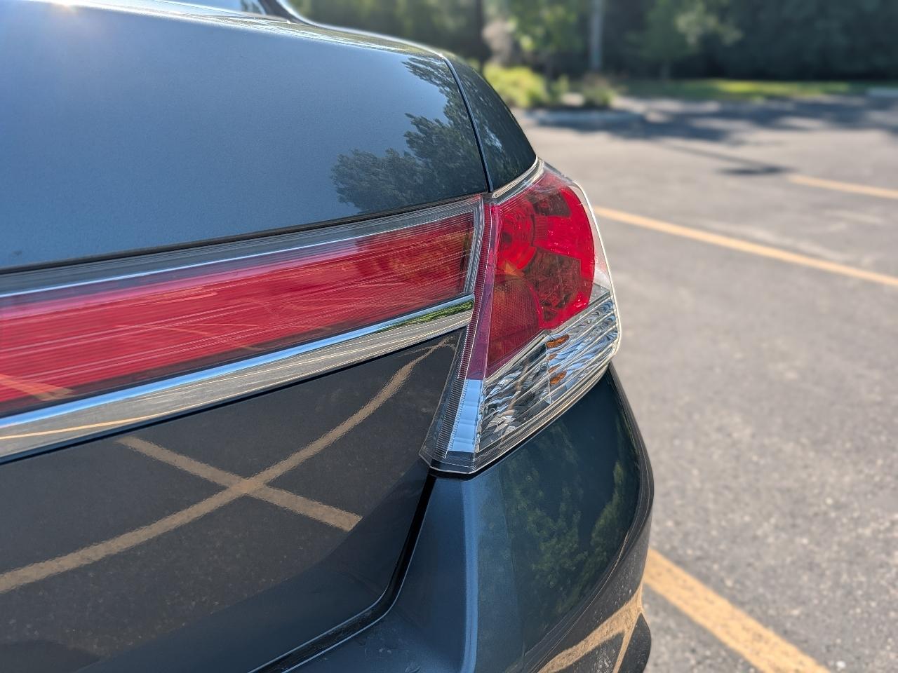 Honda Accord LX sedan AT 2012