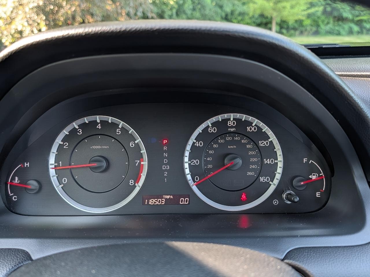 Honda Accord LX sedan AT 2012