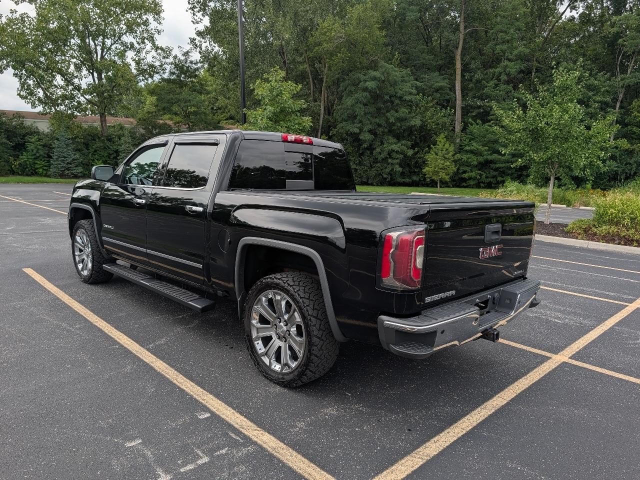 GMC Sierra 1500 Denali Crew Cab Long Box 4WD 2016