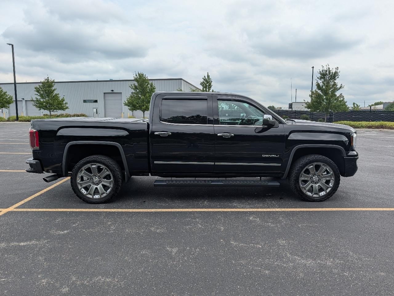 GMC Sierra 1500 Denali Crew Cab Long Box 4WD 2016