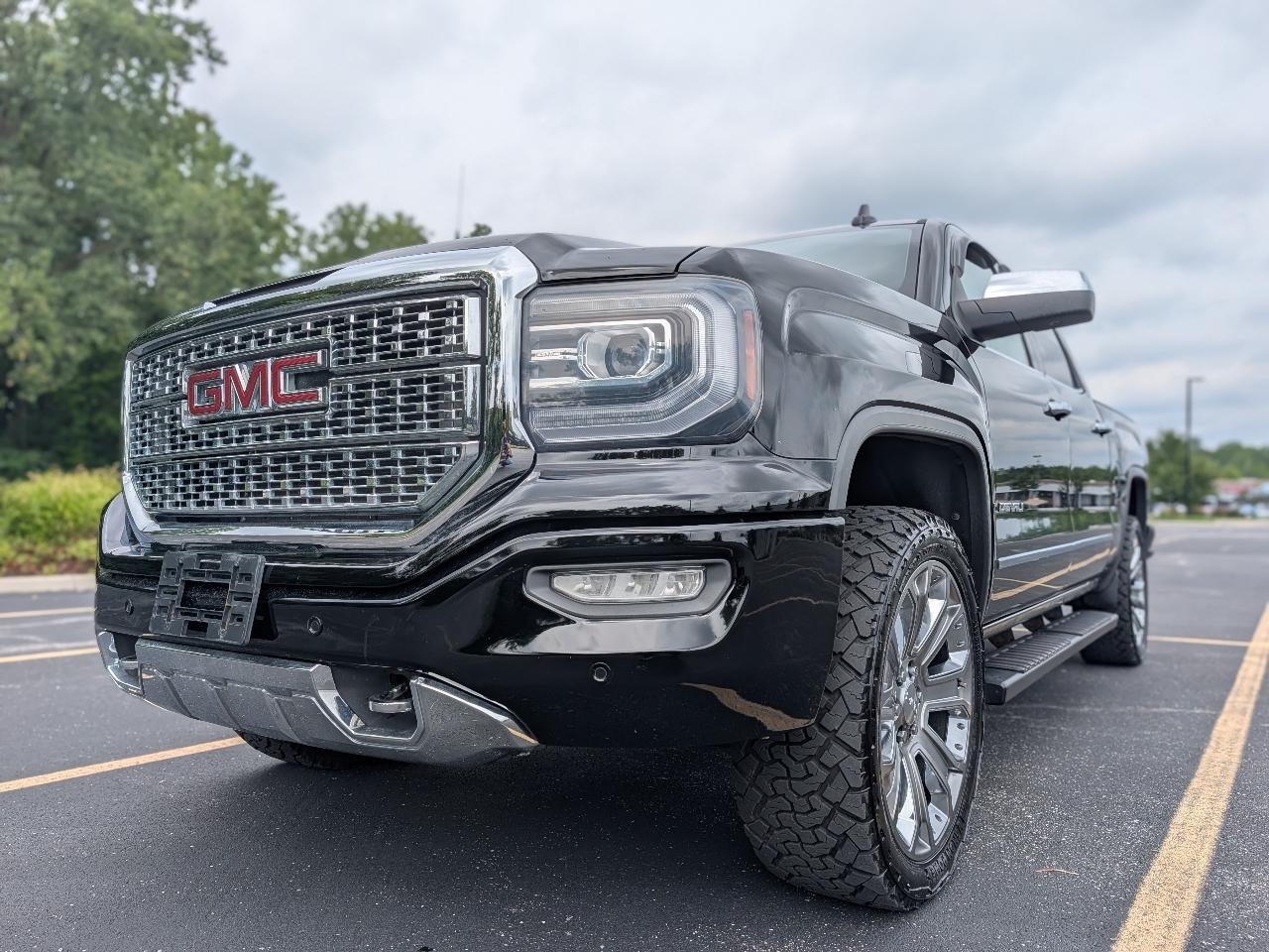 GMC Sierra 1500 Denali Crew Cab Long Box 4WD 2016