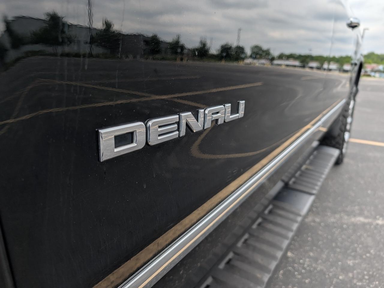 GMC Sierra 1500 Denali Crew Cab Long Box 4WD 2016