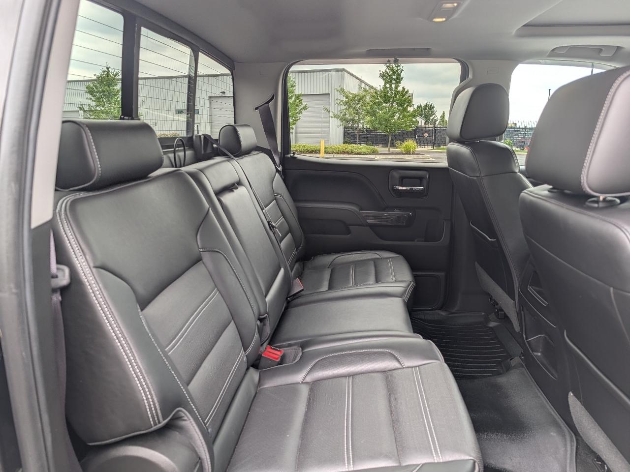 GMC Sierra 1500 Denali Crew Cab Long Box 4WD 2016