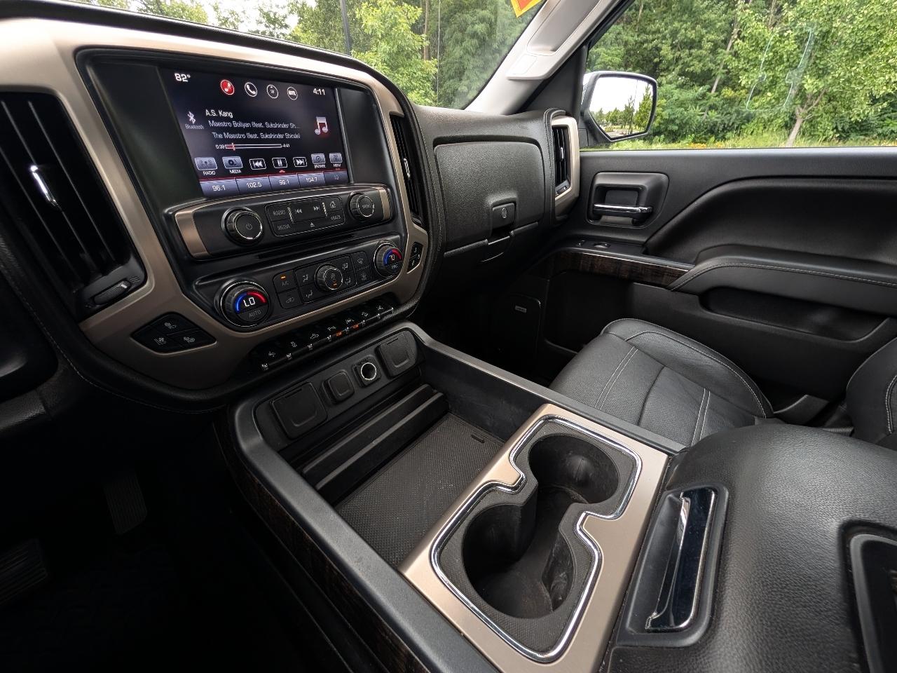 GMC Sierra 1500 Denali Crew Cab Long Box 4WD 2016
