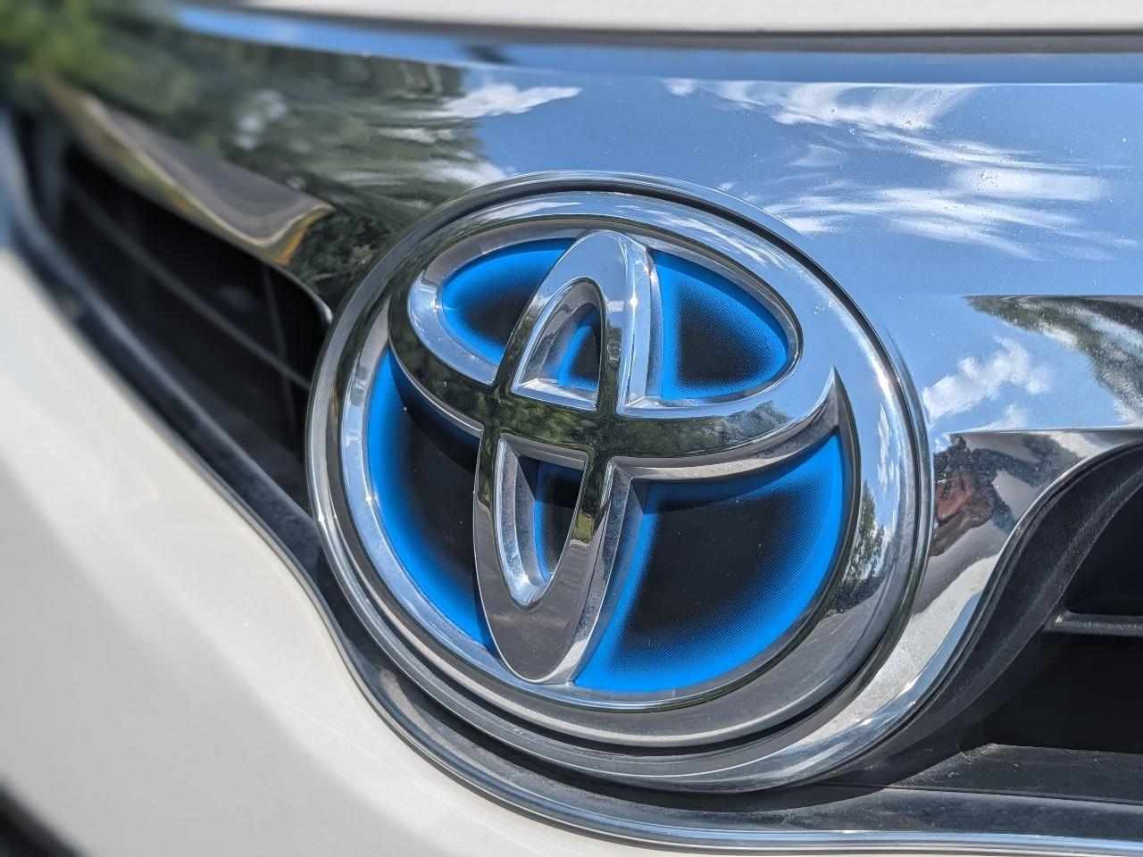 Toyota Avalon Hybrid XLE Premium 2015