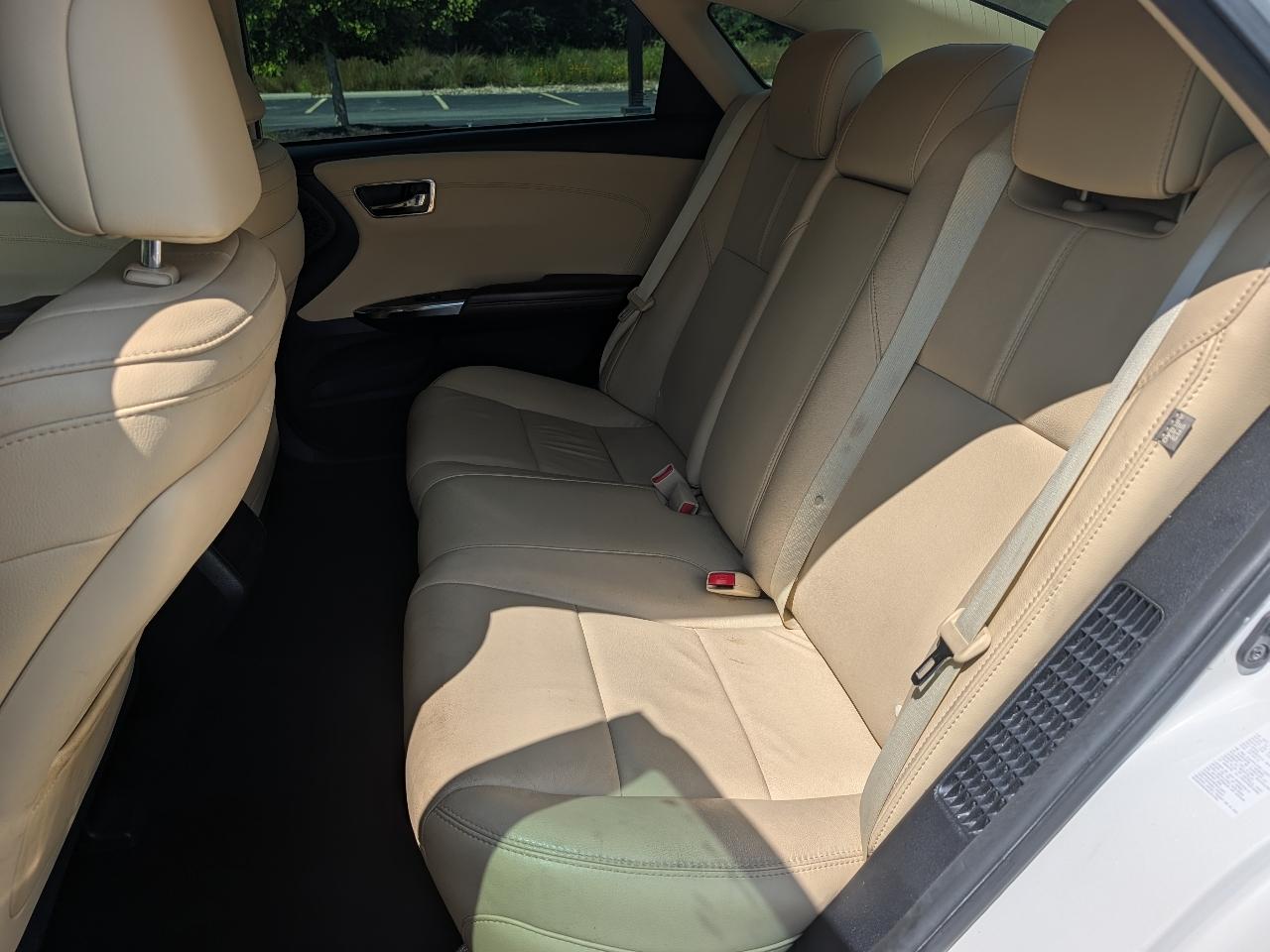 Toyota Avalon Hybrid XLE Premium 2015