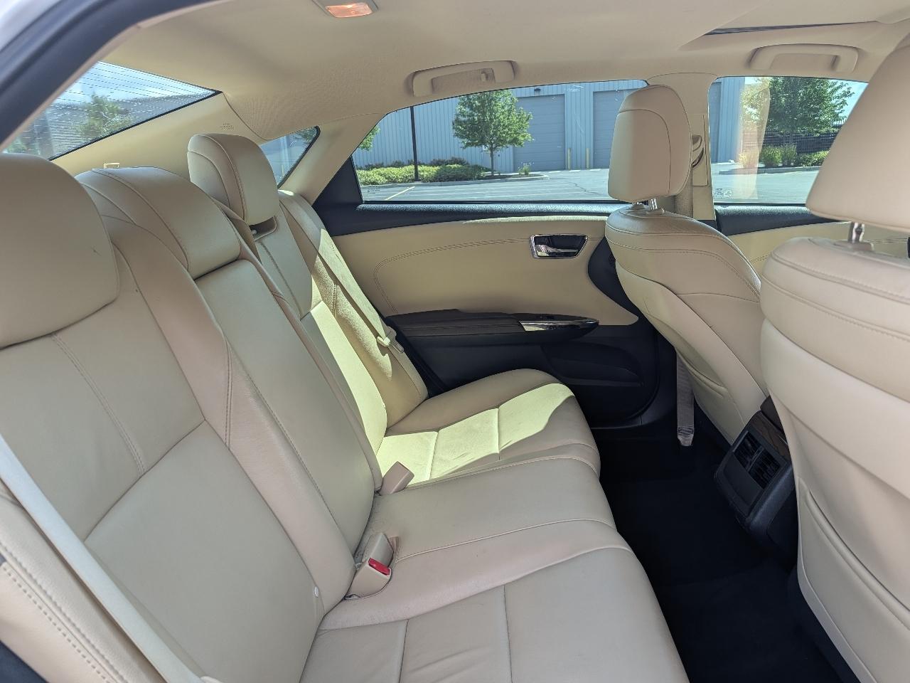 Toyota Avalon Hybrid XLE Premium 2015