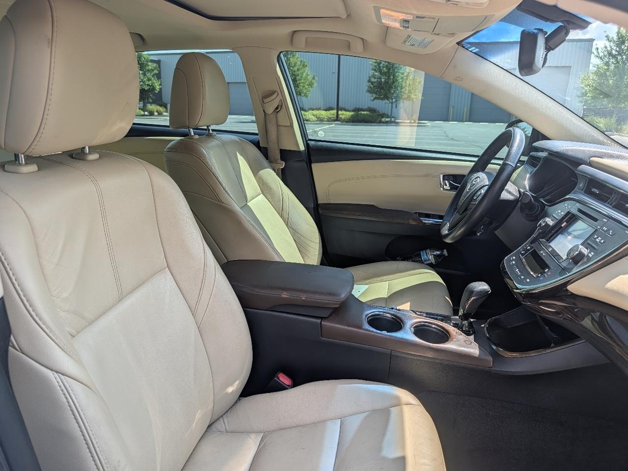Toyota Avalon Hybrid XLE Premium 2015