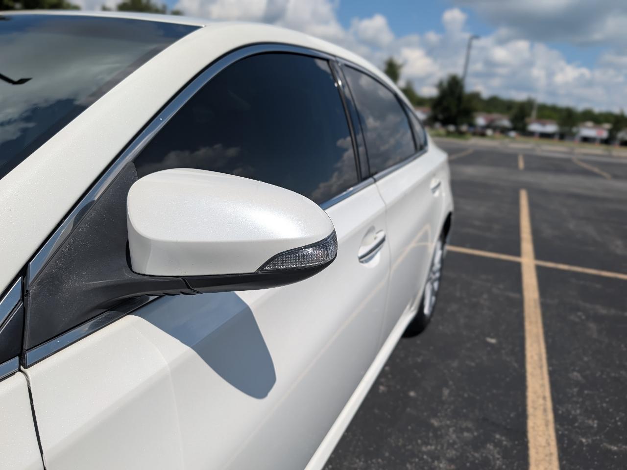 Toyota Avalon Hybrid XLE Premium 2015