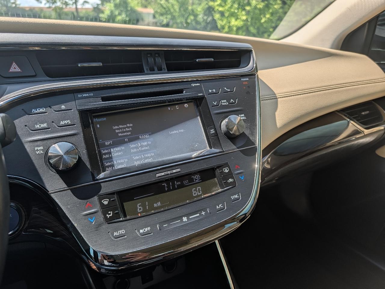 Toyota Avalon Hybrid XLE Premium 2015