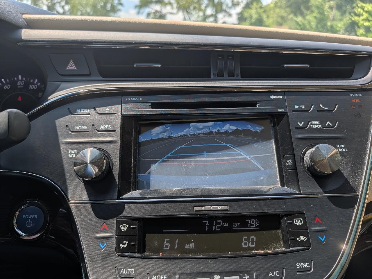 Toyota Avalon Hybrid XLE Premium 2015