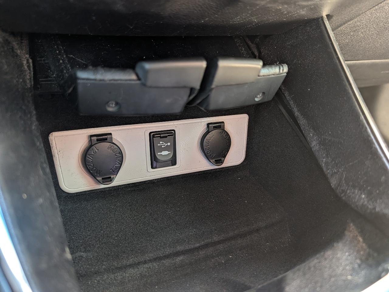 Toyota Avalon Hybrid XLE Premium 2015