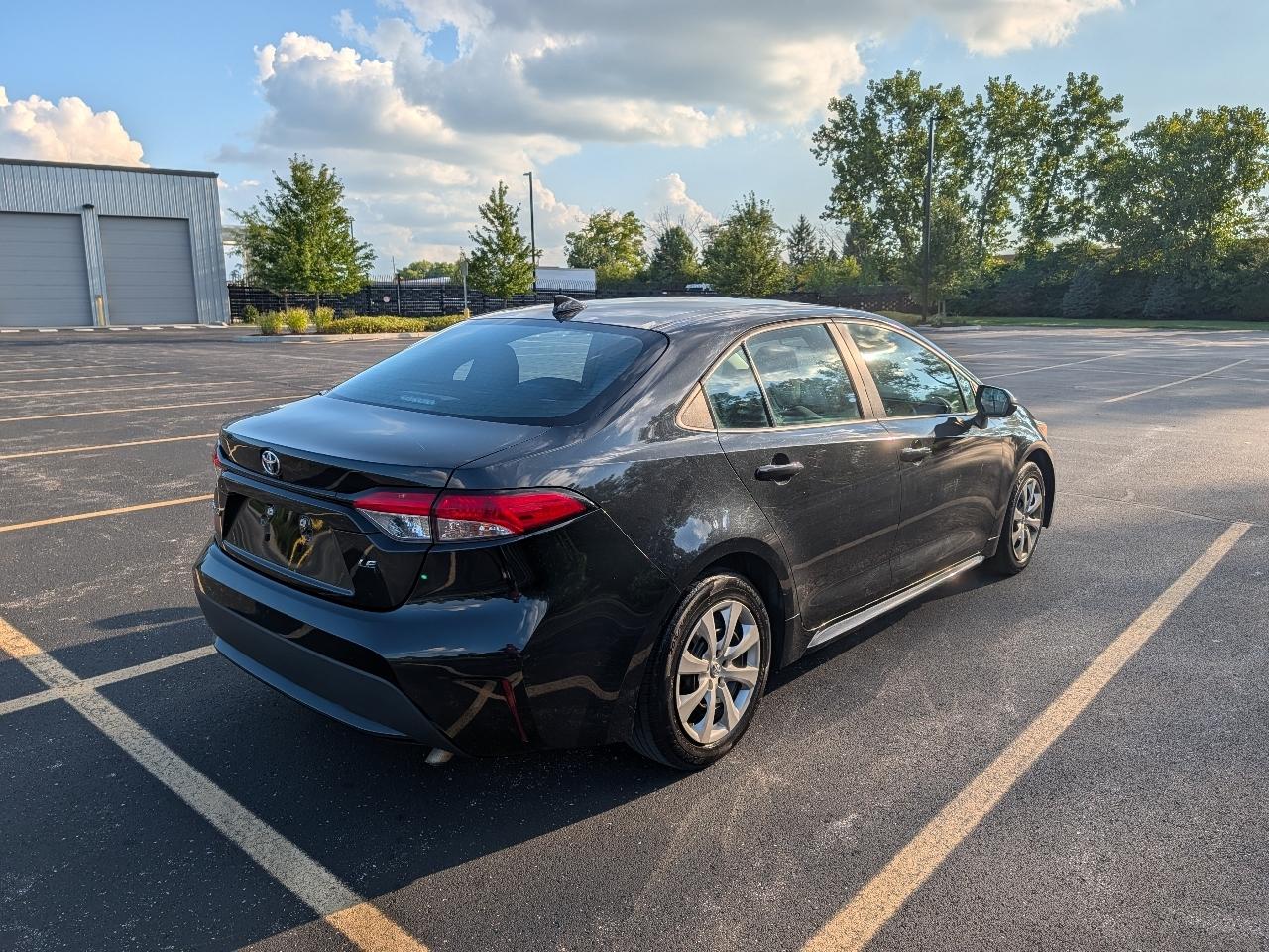 Toyota Corolla LE 2021