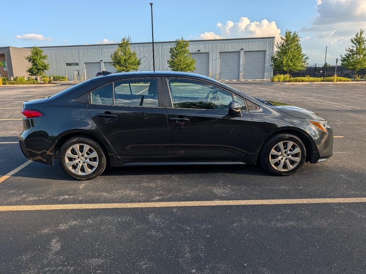 Toyota Corolla LE 2021