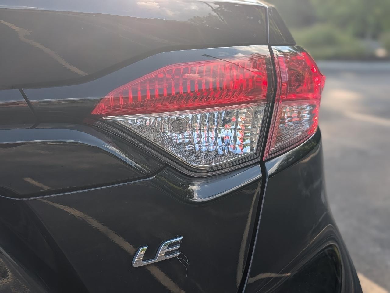 Toyota Corolla LE 2021