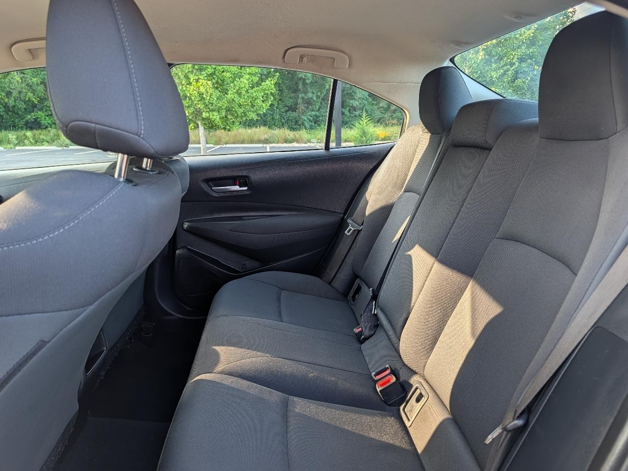 Toyota Corolla LE 2021