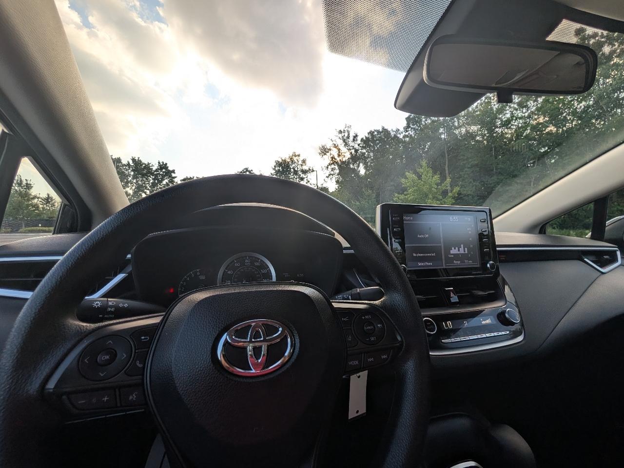 Toyota Corolla LE 2021