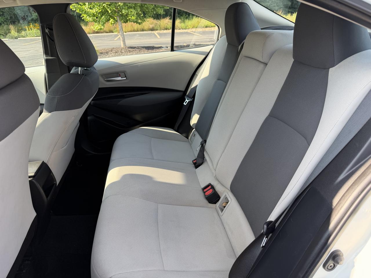 Toyota Corolla LE 2021