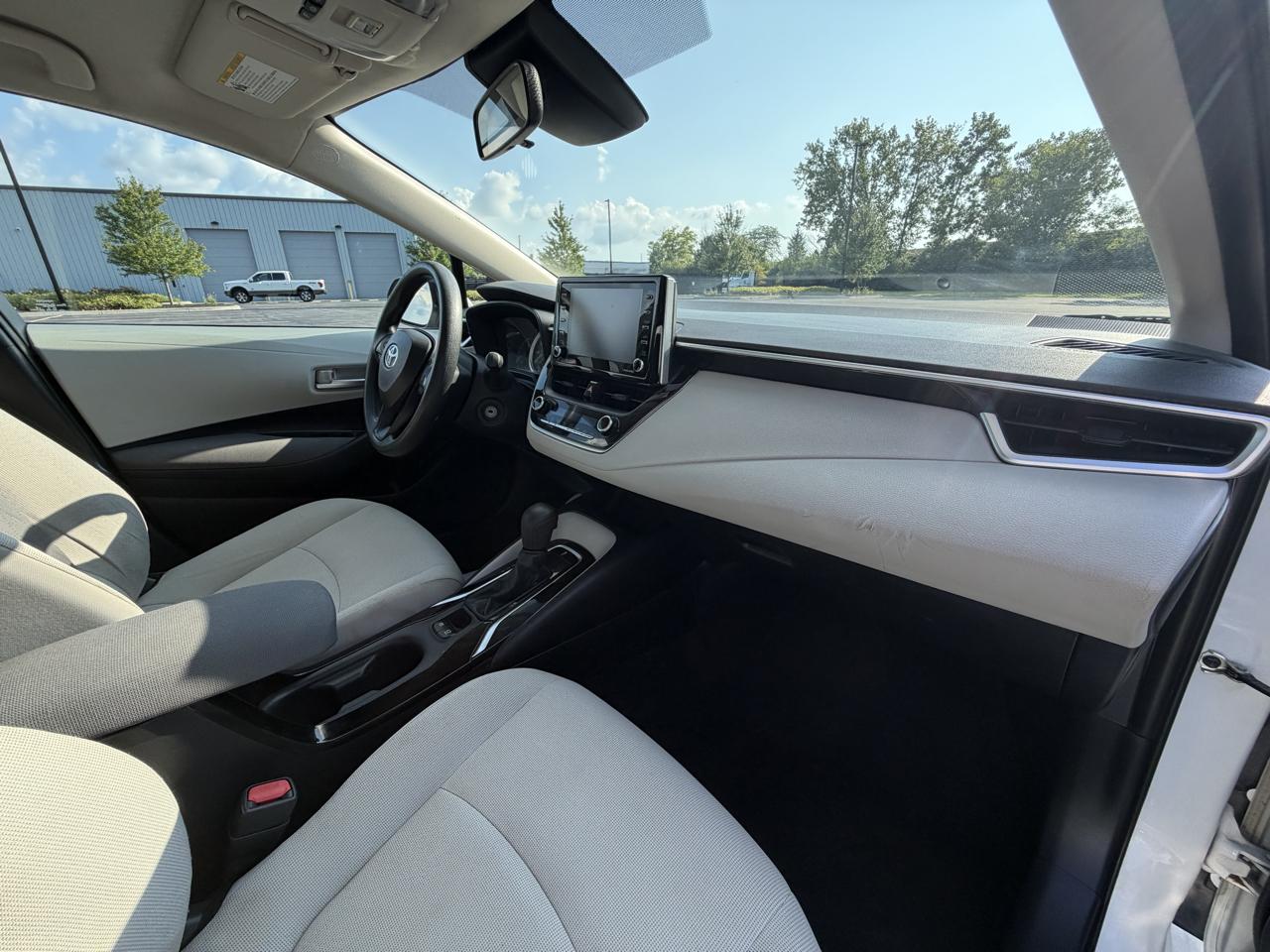 Toyota Corolla LE 2021