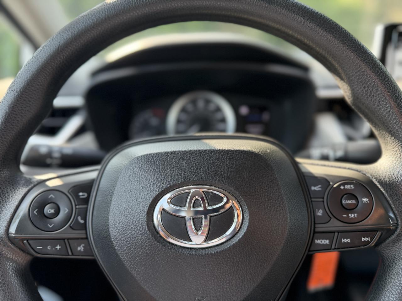 Toyota Corolla LE 2021