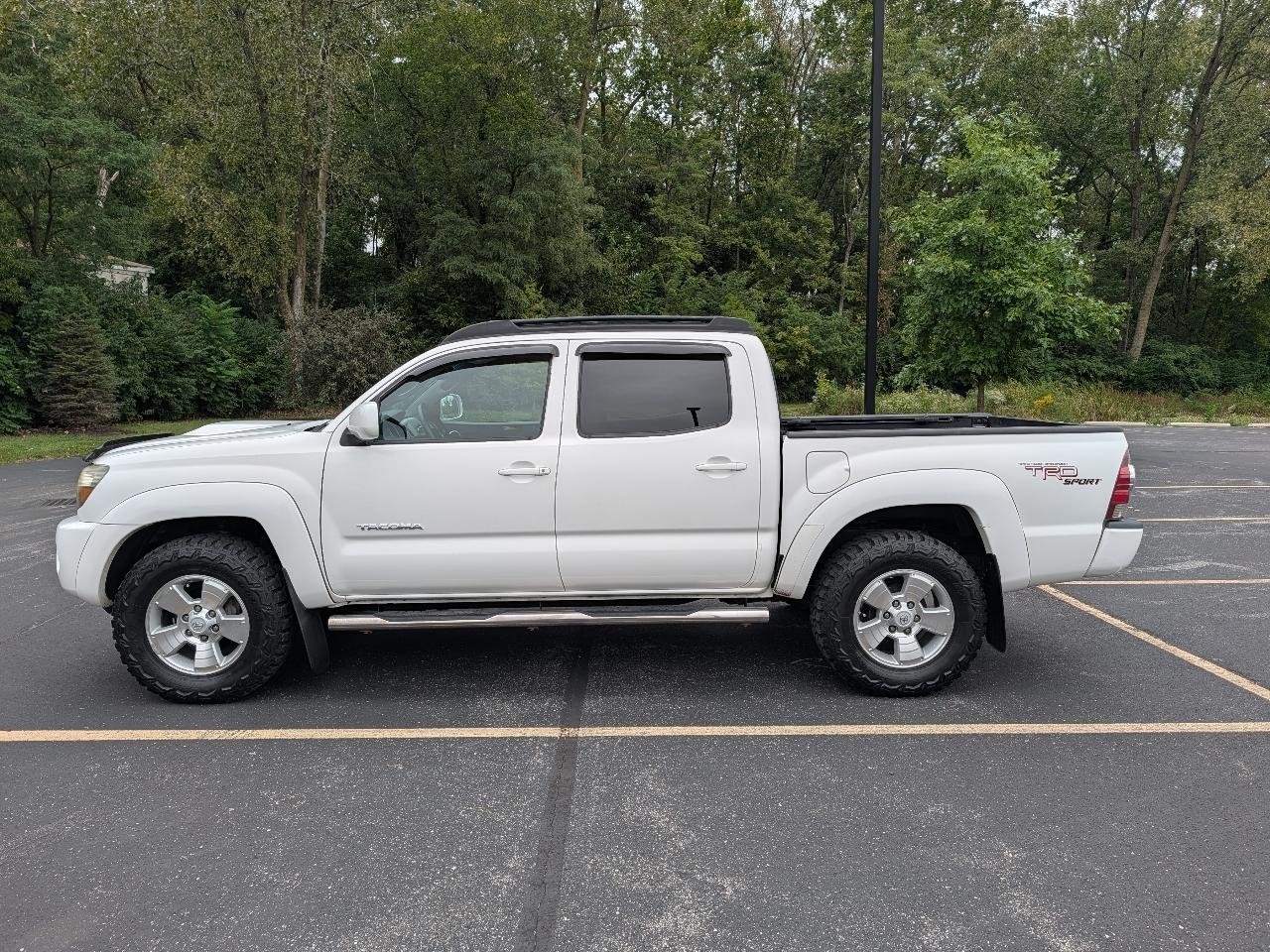 Toyota Tacoma Double Cab V6 4WD 2011