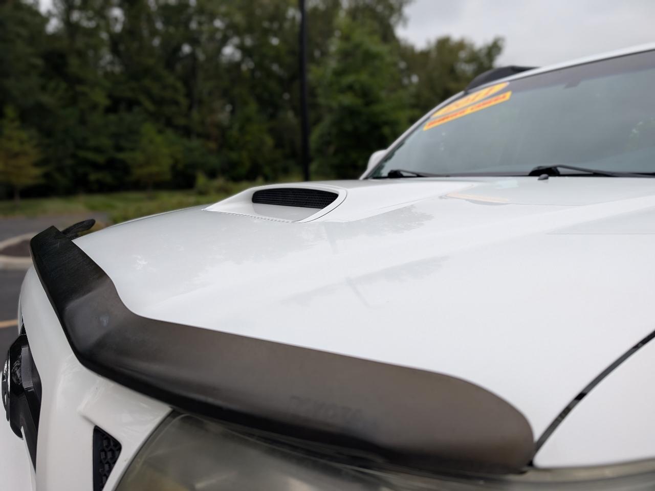 Toyota Tacoma Double Cab V6 4WD 2011