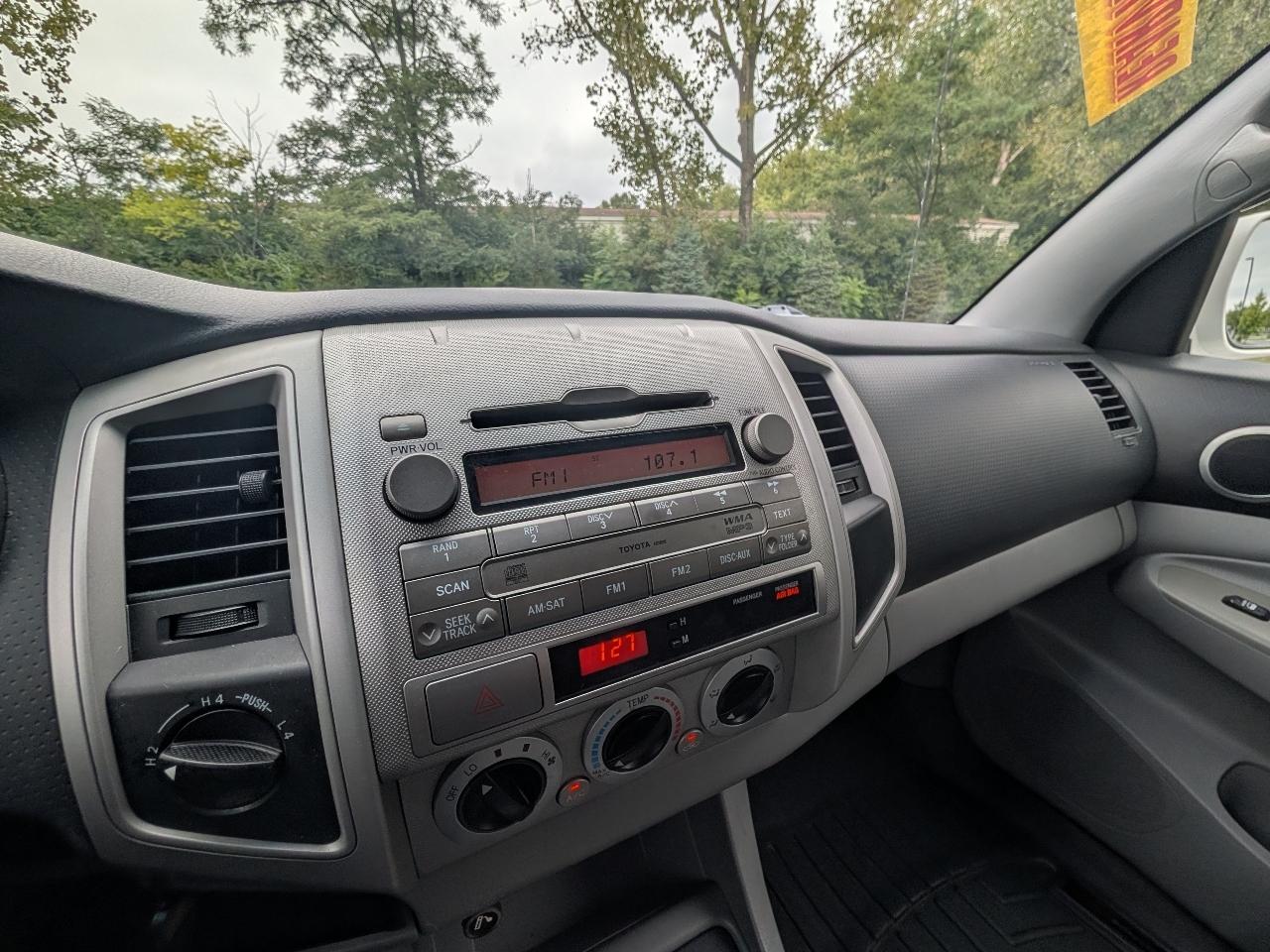 Toyota Tacoma Double Cab V6 4WD 2011
