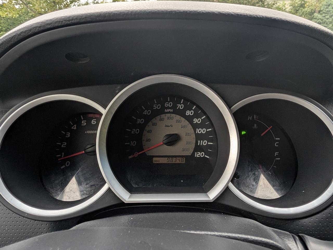 Toyota Tacoma Double Cab V6 4WD 2011