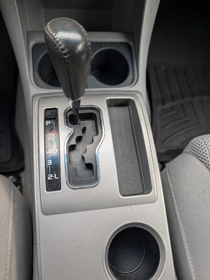 Toyota Tacoma Double Cab V6 4WD 2011