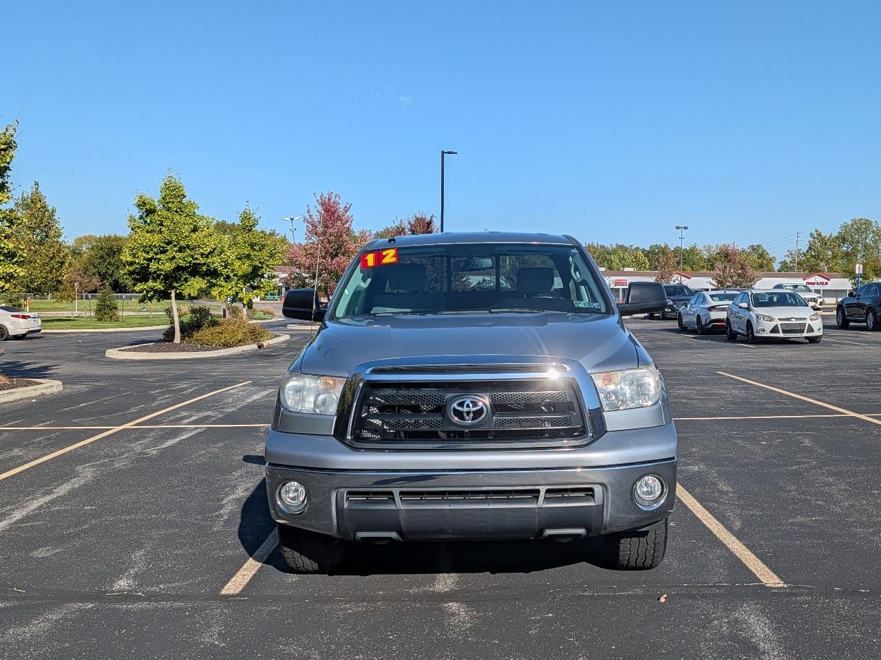 Toyota Tundra SR5 V8 4WD 2012