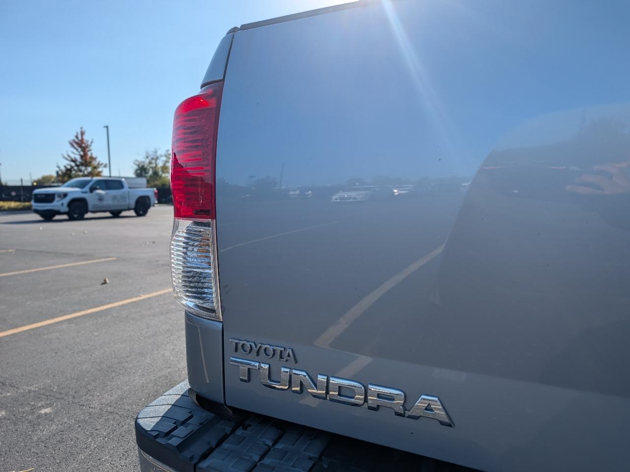 Toyota Tundra SR5 V8 4WD 2012