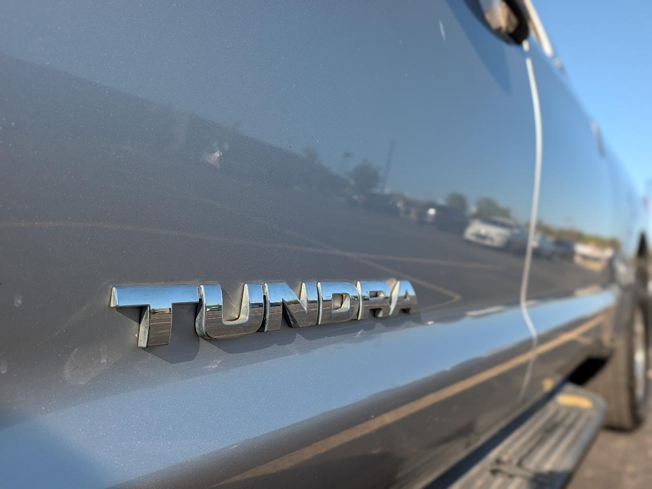 Toyota Tundra SR5 V8 4WD 2012